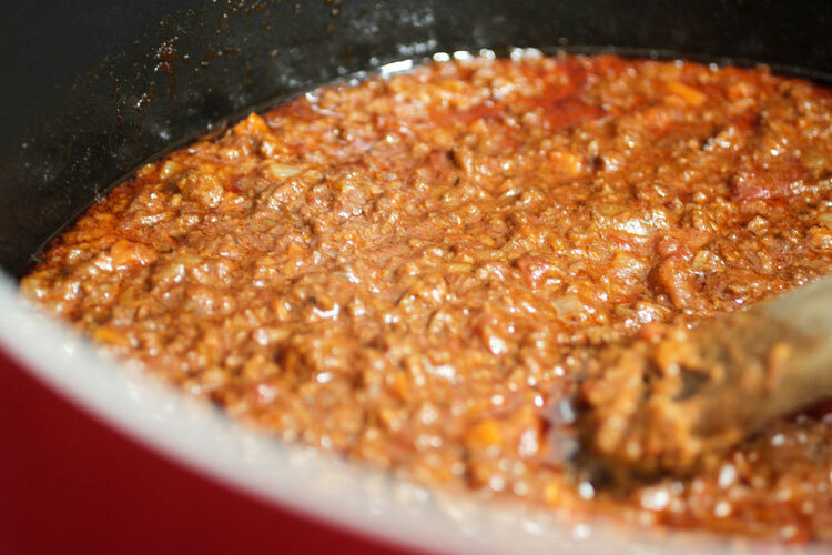 パイ専門店の2日間煮込むミートソース