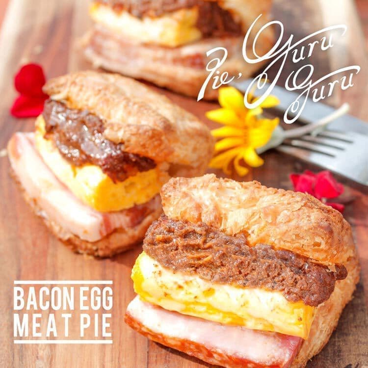 ベーコンエッグミートパイ